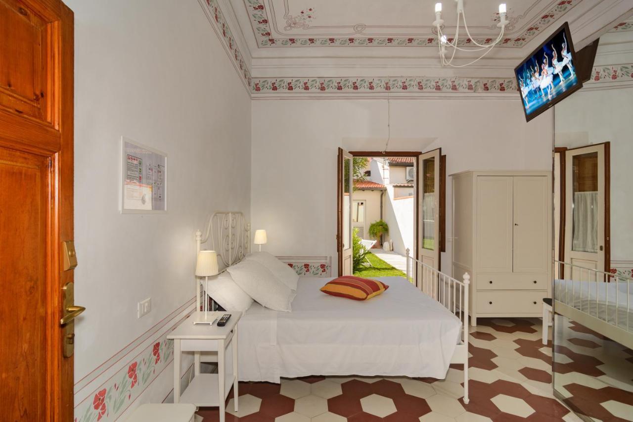 Hotel Villino Ermione à Marina Di Pisa Extérieur photo